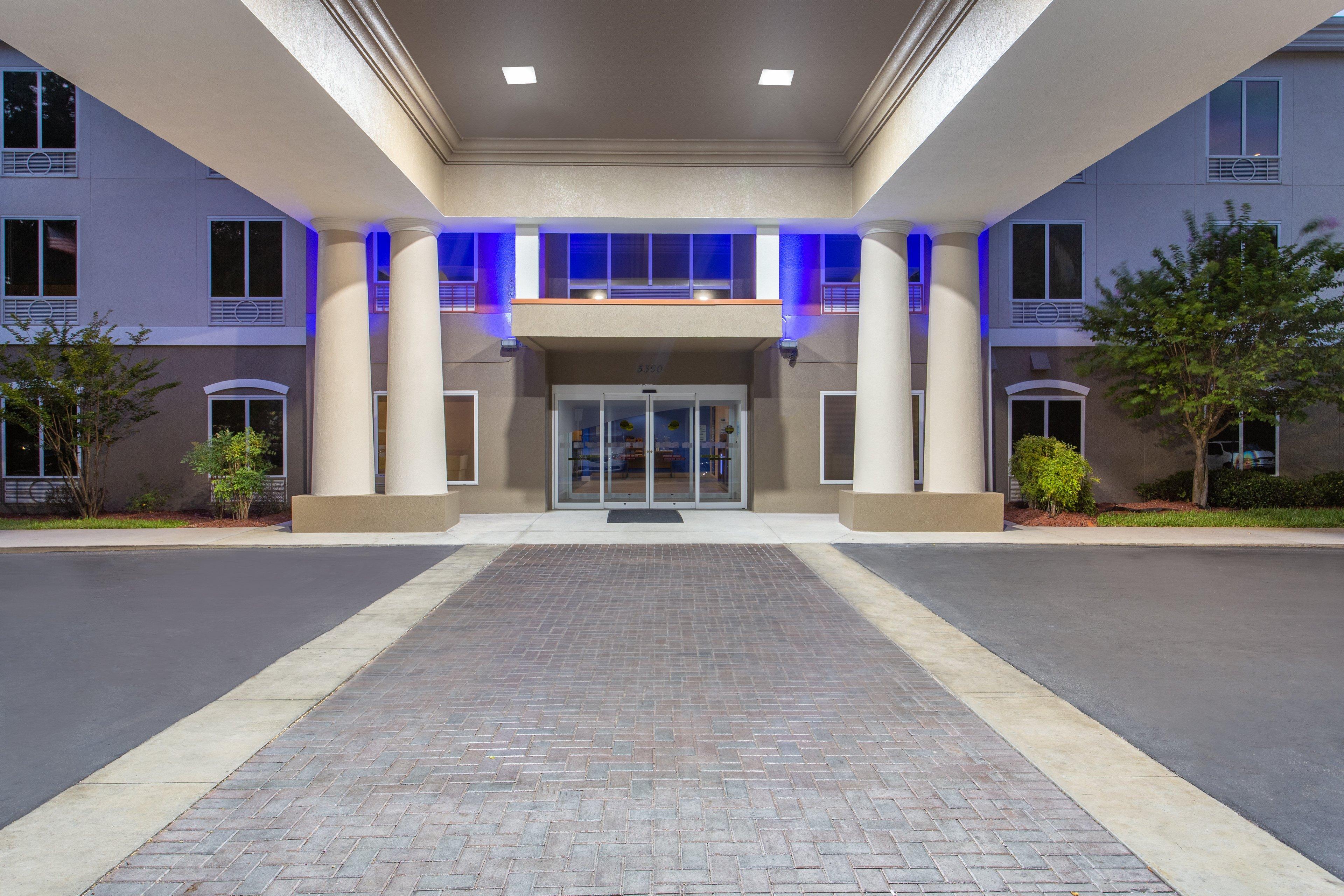 Holiday Inn Express Silver Springs - Ocala By Ihg Exterior foto